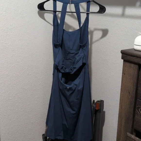 Halara Twist Back Active Dress Easy Peezy Longer Length D-F Cup Sz L Teal Blue - Picture 12 of 12